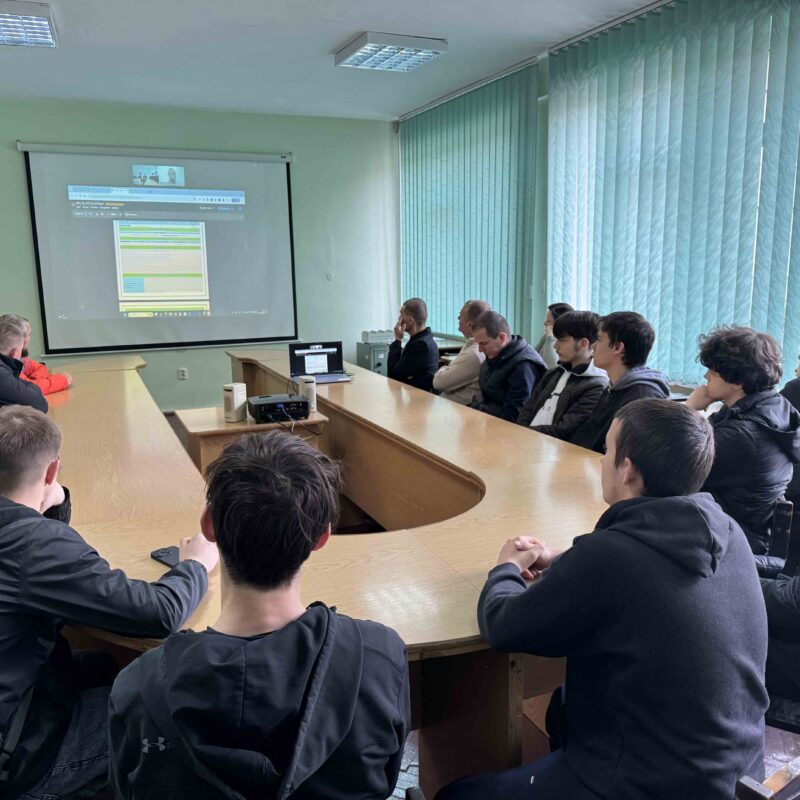 Обирай майбутнє в ІТ: відбулася профорієнтаційна зустріч зі студентами коледжу