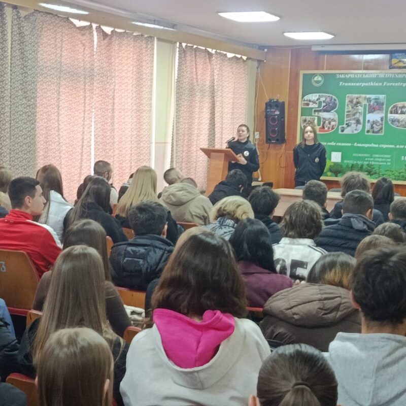 30 квітня 2026 р, на виховну годину у ЗЛФК завітали представниці правоохоронних органів